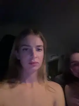 DoriDeluxe66 online show from March 22, 1:54 am