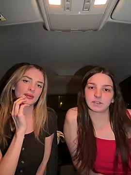 DoriDeluxe66 online show from March 22, 7:09 pm