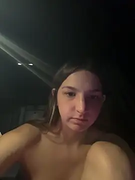 DoriDeluxe66 online show from October 7, 9:45 pm