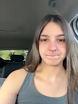 DoriDeluxe66 online show from November 10, 9:30 am