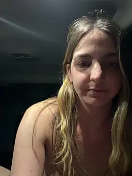 DoriDeluxe66 online show from April 17, 10:46 pm