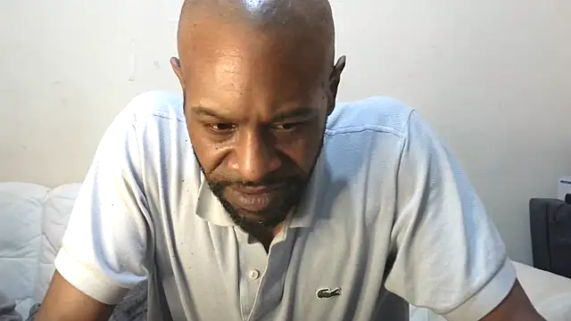 CuzzyB69 online show from March 17, 7:50 pm