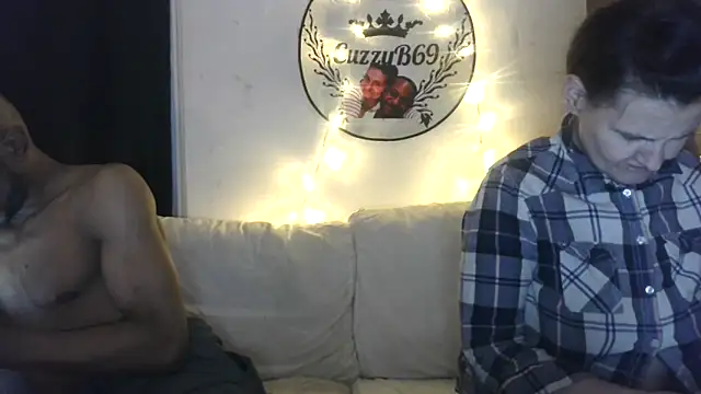 CuzzyB69 online show from April 18, 12:58 am