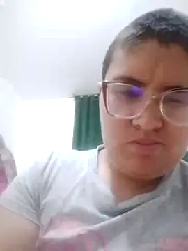 Snapshot of johannasexy97 chatting on June 18, 7:41 am johannasexy97 online show from June 18, 7:41 am