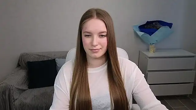 EvaMaddison online show from February 27, 8:28 am