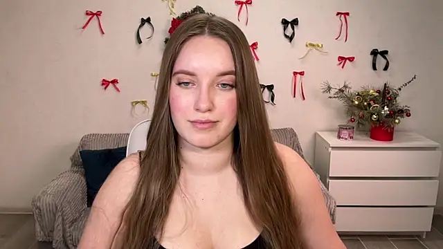 EvaMaddison online show from January 9, 5:15 pm