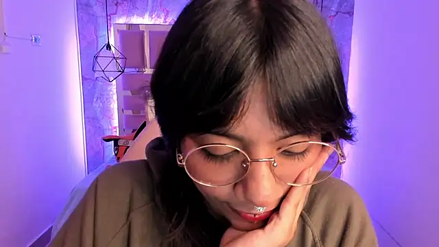 Nami usagi online show from December 11, 3:05 pm