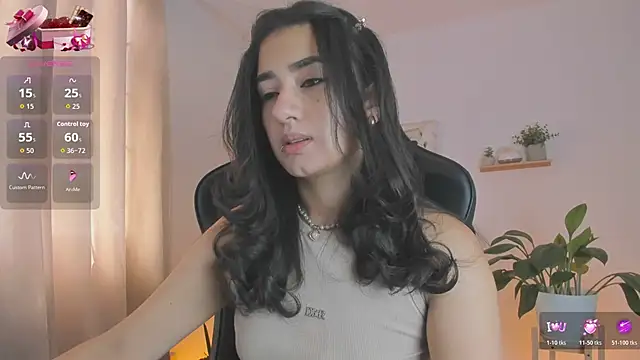 annadu011 online show from February 26, 1:54 pm