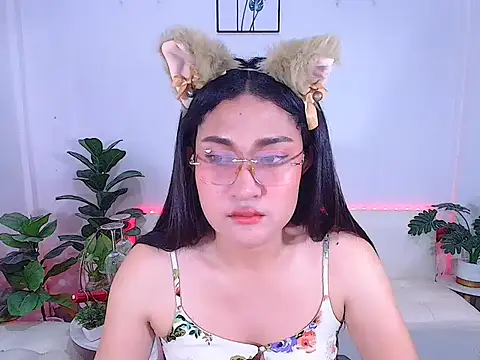 plysaithailand online show from September 25, 1:15 pm