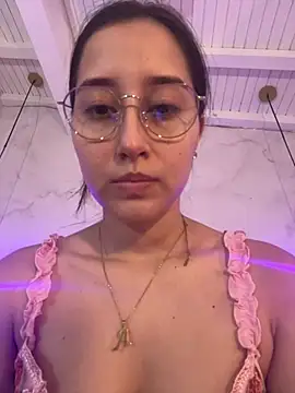 Snapshot of Abby_Sweet1_ chatting on July 8, 12:20 pm Abby Sweet1 online show from July 8, 12:20 pm