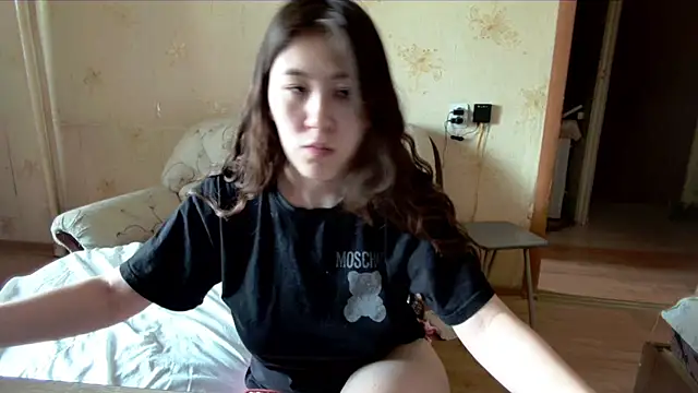 Riz girl online show from April 1, 5:19 am