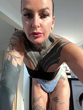 InkedBiitch online show from May 2, 6:07 am