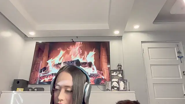 Carrie Colbyxx online show from February 4, 7:47 am