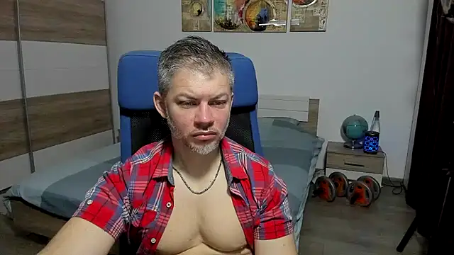 RobbyShawz online show from March 15, 7:25 am