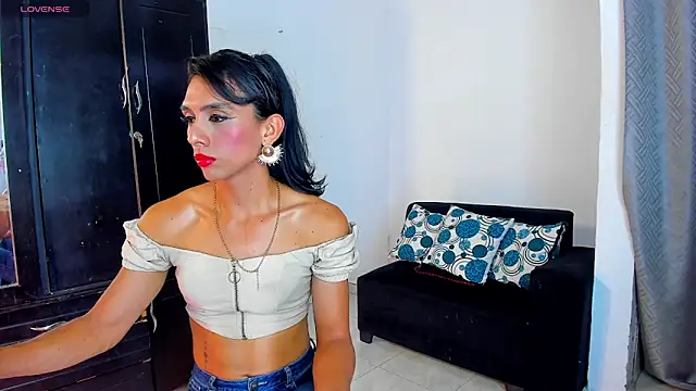 BritannyLord online show from March 4, 1:00 am