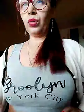 Chriss Tinaa online show from January 4, 8:39 am