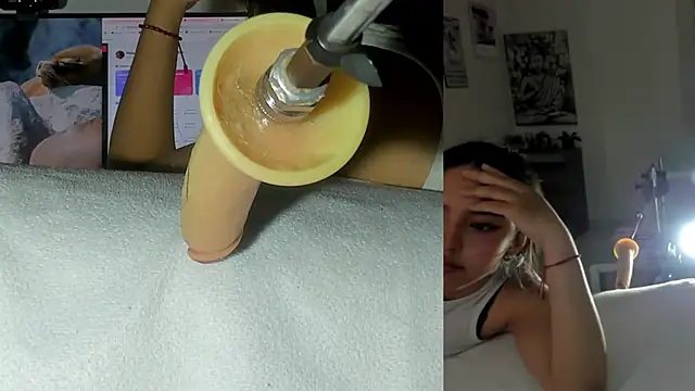 sofi velez online show from April 15, 5:20 pm