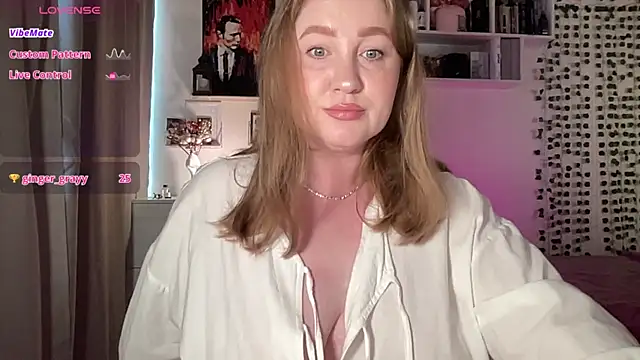 ollydoll92 online show from July 5, 3:41 pm