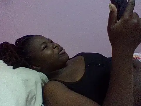 cute-marianna online show from July 8, 4:28 am