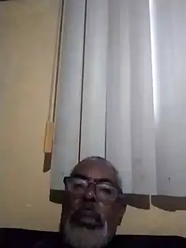 Thadew online show from July 9, 6:34 pm