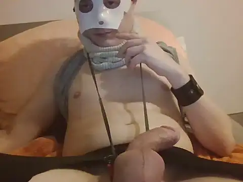 iluvhottenns online show from December 27, 11:10 pm