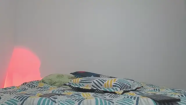 Snapshot of MattxFeet chatting on March 30, 12:28 pm MattxFeet online show from March 30, 12:28 pm