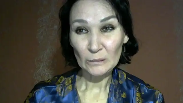 PrettyAndWild online show from April 5, 2:58 pm