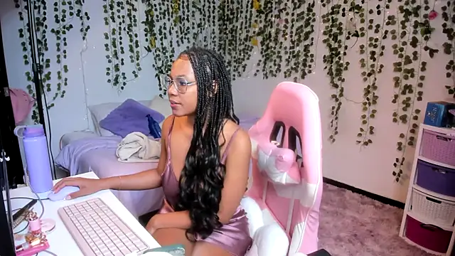 violeta milleer online show from December 18, 5:30 pm