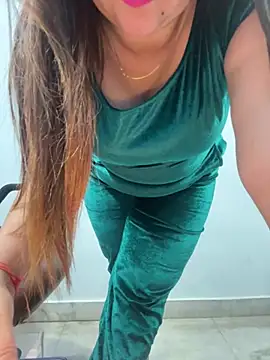 Preet Kaur 69 online show from January 21, 7:06 pm