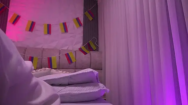 katy rioss online show from June 18, 11:58 am