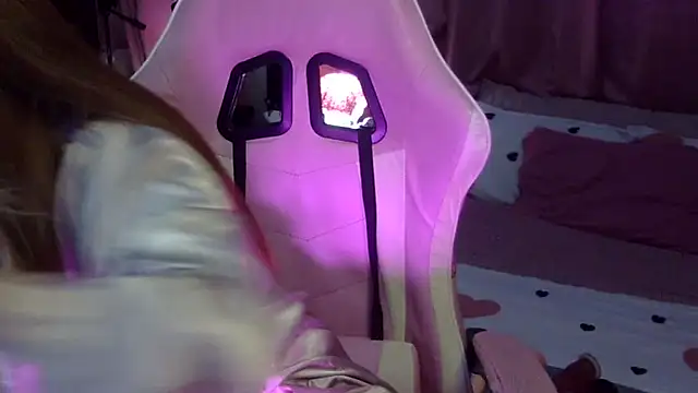 yourbabe Brielle online show from January 10, 5:37 pm