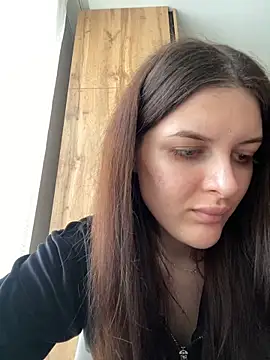 little belucci online show from February 26, 1:19 pm