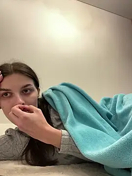 little belucci online show from October 2, 1:51 pm