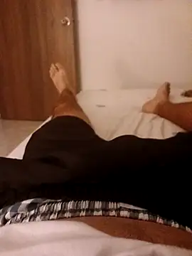 juram lo online show from February 27, 11:10 am