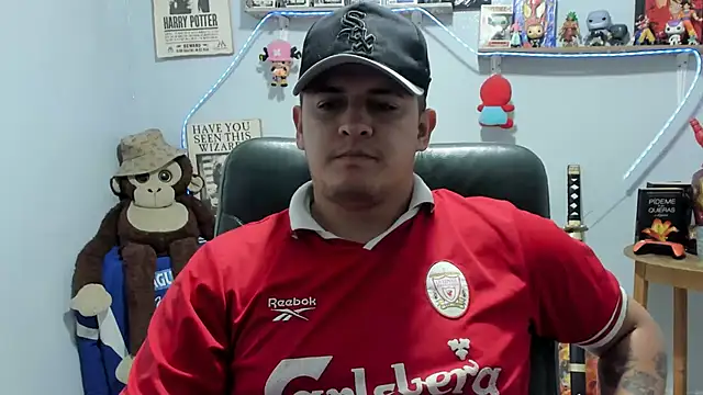 Snapshot of ney_22 chatting on January 12, 8:36 pm ney 22 online show from January 12, 8:36 pm