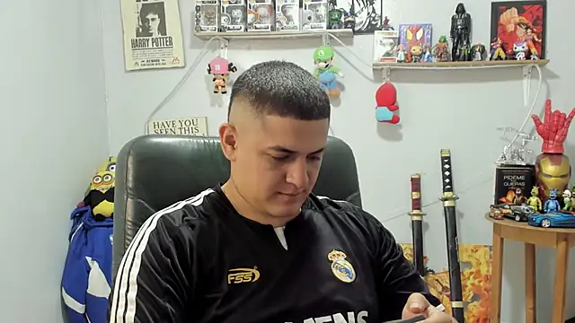 Snapshot of ney_22 chatting on February 7, 4:38 am ney 22 online show from February 7, 4:38 am