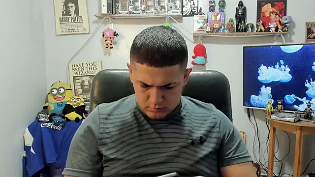 Snapshot of ney_22 chatting on February 9, 9:08 pm ney 22 online show from February 9, 9:08 pm