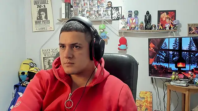 Snapshot of ney_22 chatting on February 12, 11:33 pm ney 22 online show from February 12, 11:33 pm