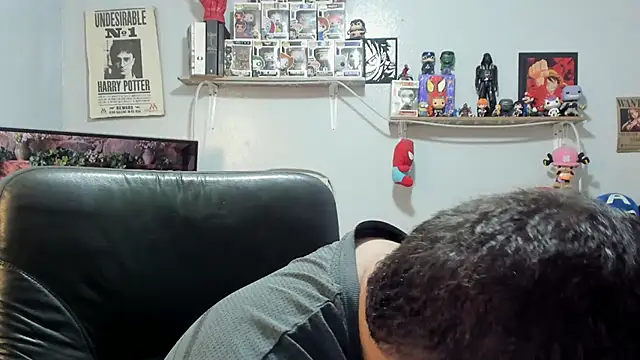 Snapshot of ney_22 chatting on March 2, 7:43 pm ney 22 online show from March 2, 7:43 pm