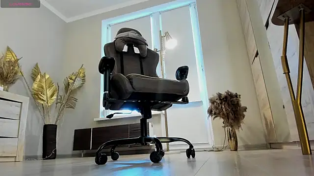 HotyPlays online show from July 28, 3:21 pm