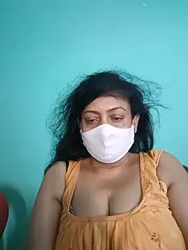 Snapshot of love_suman chatting on June 23, 3:59 am love suman online show from June 23, 3:59 am