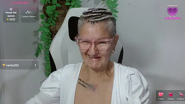 bety-cum2 online show from March 23, 1:37 pm