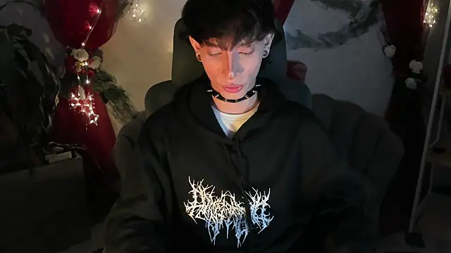 AndyWiilliams online show from April 17, 10:24 pm