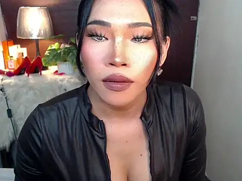 Snapshot of Ur_Fantastic_Lina chatting on March 29, 3:56 pm Ur Fantastic Lina online show from March 29, 3:56 pm