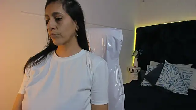 lauren fit online show from January 14, 6:24 pm