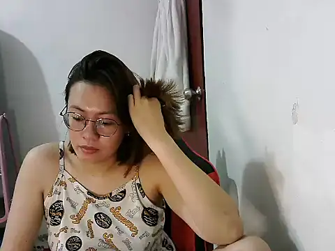 crizzybel online show from March 3, 3:41 am