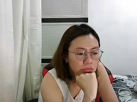 crizzybel online show from March 7, 6:13 am