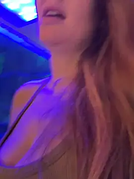 Snapshot of newMichelle chatting on February 27, 6:57 am newMichelle online show from February 27, 6:57 am