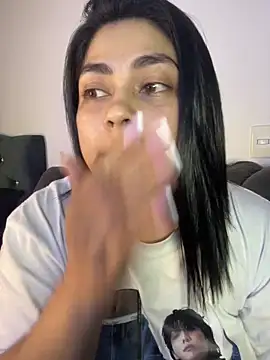 lucy26  online show from April 9, 2:44 am