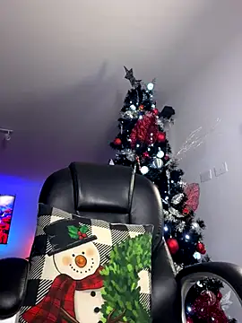 Snapshot of Frank_Farrell chatting on December 23, 4:10 am Frank Farrell online show from December 23, 4:10 am